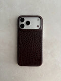 Шоколадний чохол Gator Skin для iPhone з фактурою під шкіру крокодила — вигляд ззаду