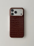 Коньячно-коричневий глянцевий чохол Gator Skin для iPhone з фактурою під шкіру крокодила — вигляд ззаду